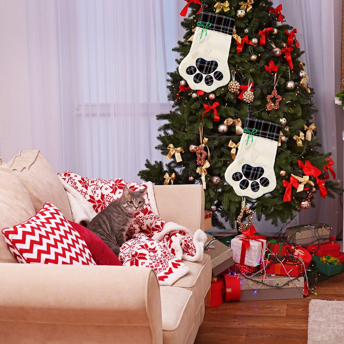 Christmas Pet Stockings – Cat Dog Paw Plaid Fireplace Hanging Decor
