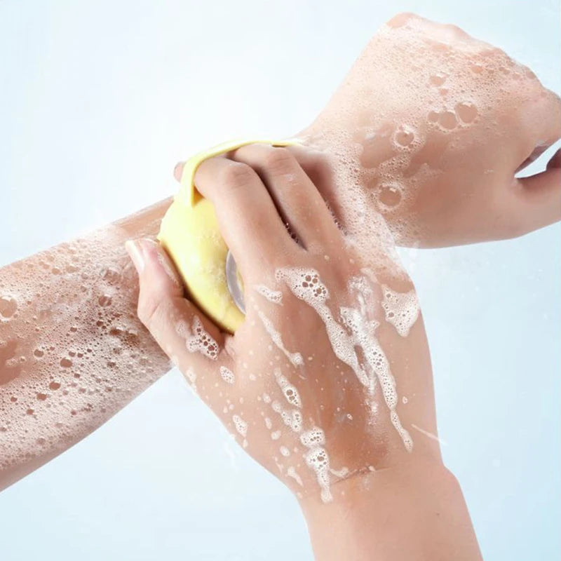 Dog and cat grooming gloves made with silicone bristles, ideal for cleaning during baths.