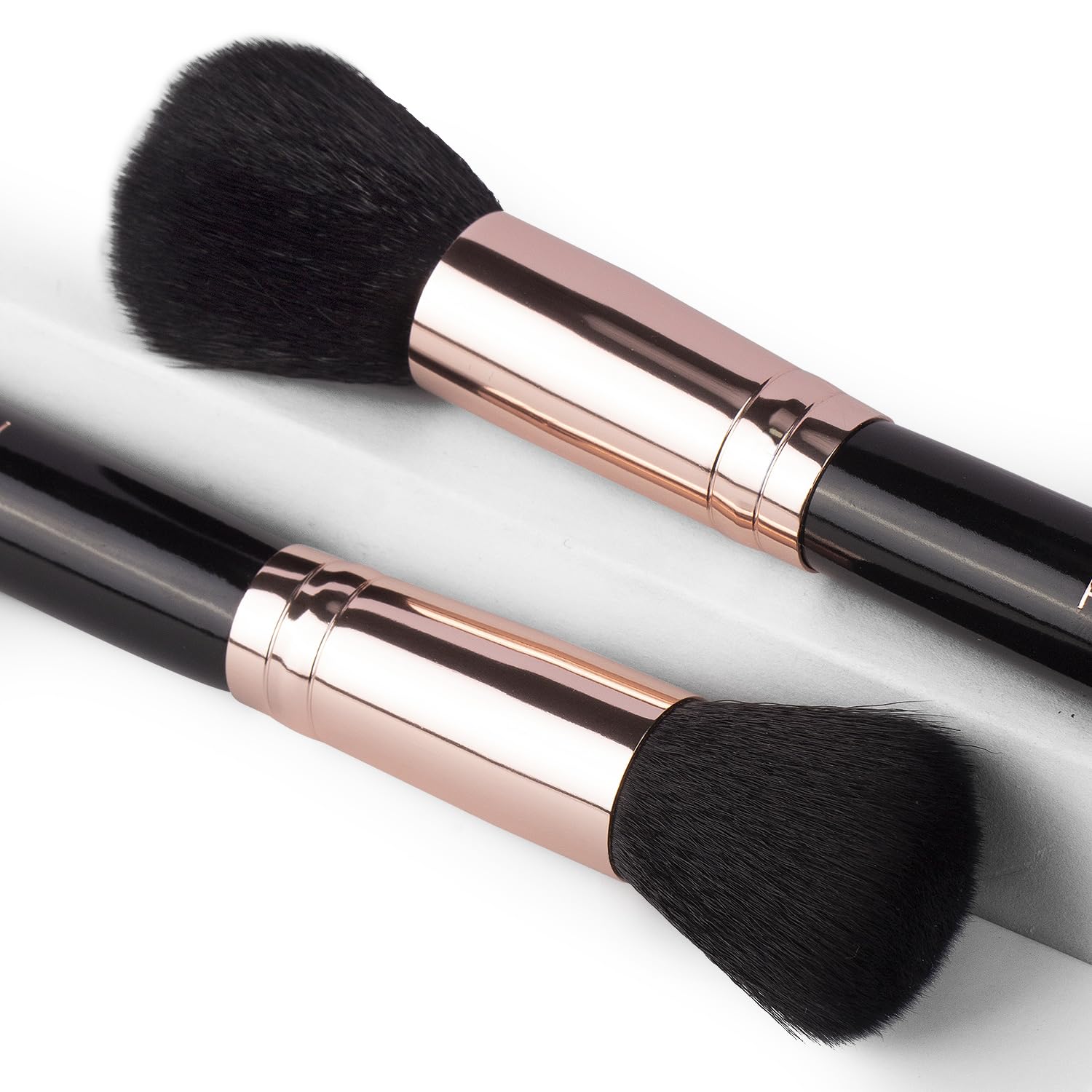 Real Perfection Makeup Brush Set 16 Pcs with 1 Eyebrow Razor Premium Synthetic Foundation Powder Concealers Eyeshadow Blush Makeup Brushes Make up Brushes Kit