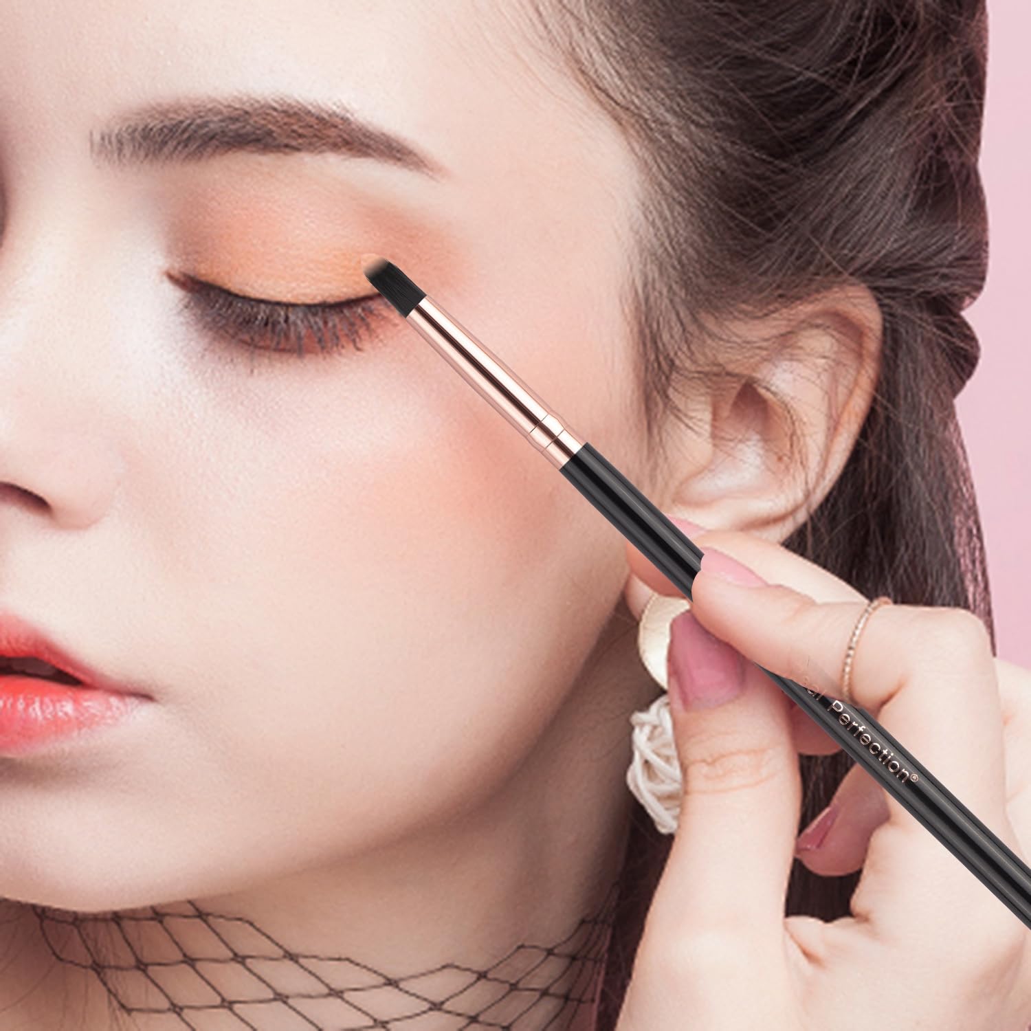 Real Perfection Makeup Brush Set 16 Pcs with 1 Eyebrow Razor Premium Synthetic Foundation Powder Concealers Eyeshadow Blush Makeup Brushes Make up Brushes Kit
