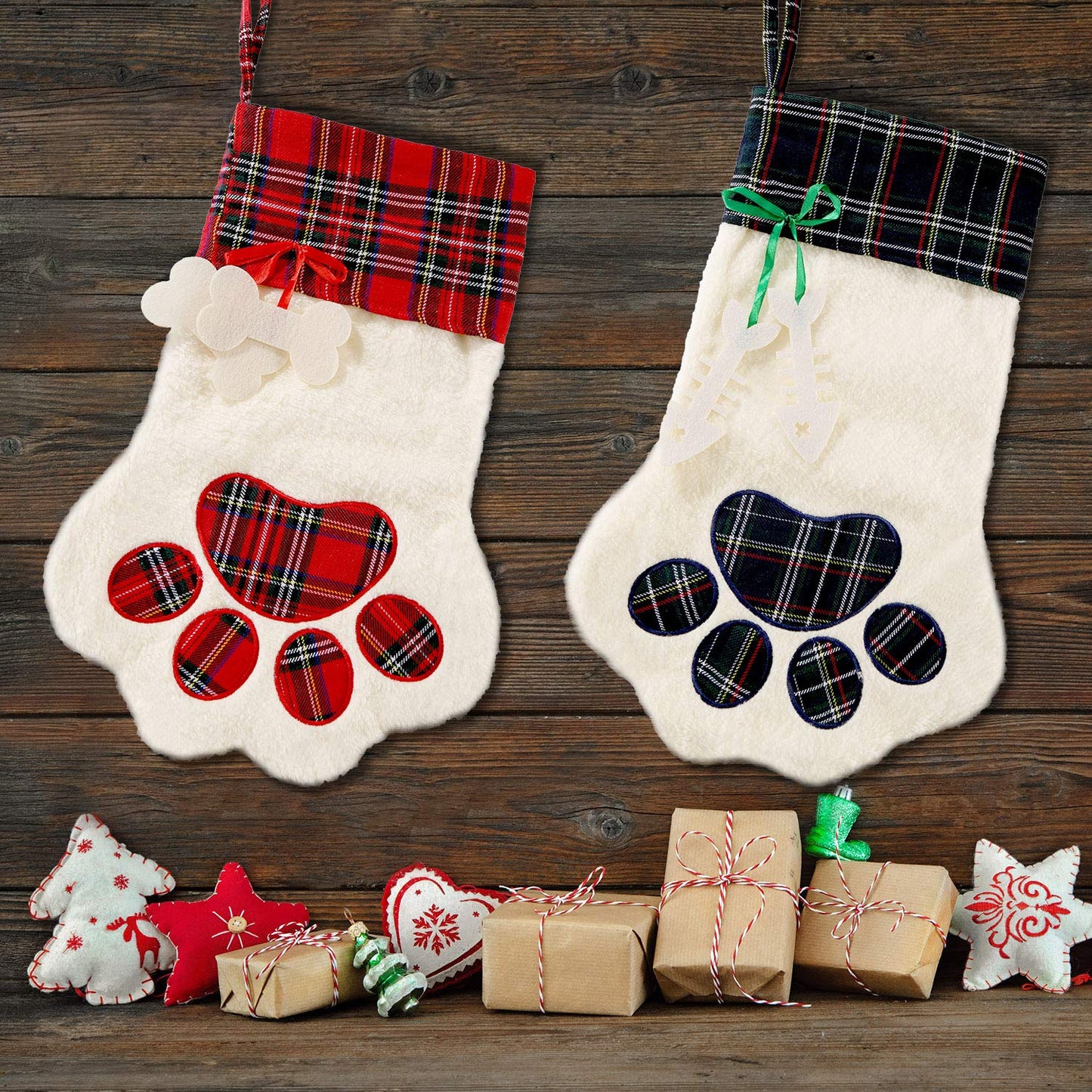 Christmas Pet Stockings – Cat Dog Paw Plaid Fireplace Hanging Decor