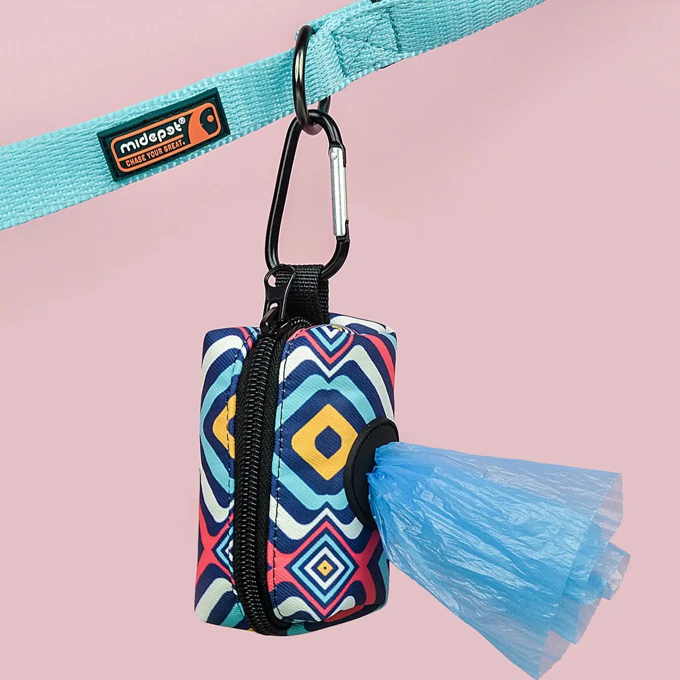 Cute Valentine’s Day Pet Poop Bag Holder – Clip-On Dispenser for Dog Leash (Bags Not Included)