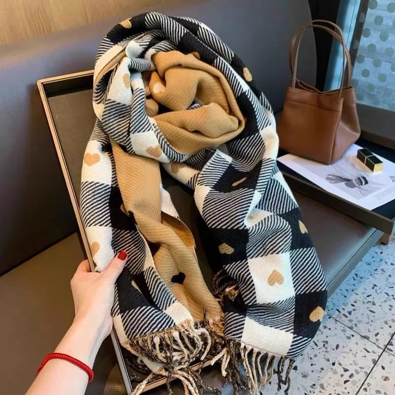 Women’s Plaid Heart-Shaped Winter Blanket Shawl Scarf