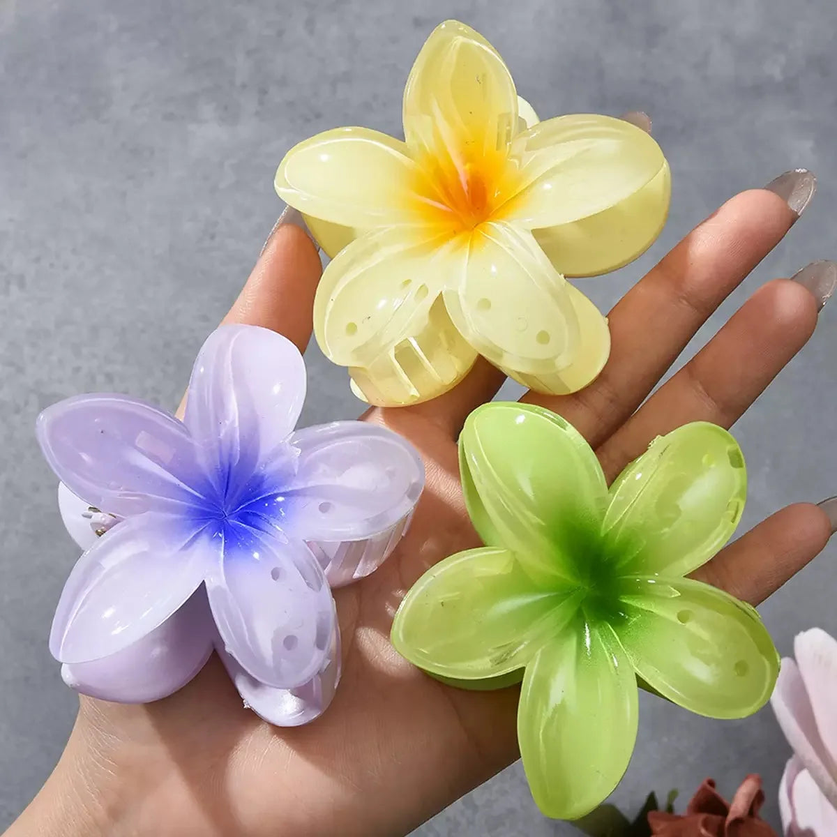 3Pcs/18Pcs Egg Flower Hair Clips Gradient Candy Color Flowers Suitable for Daily Backcombed Ponytail Shark Clip Hair Accessories