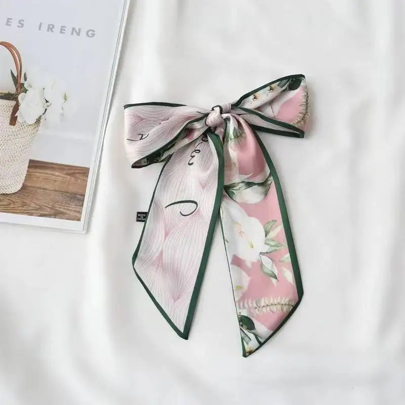 Cashew flower silk scarf double-sided printed for Women, Lightweight Versatile Bandana Style, Daily Office Party Vacation Boho