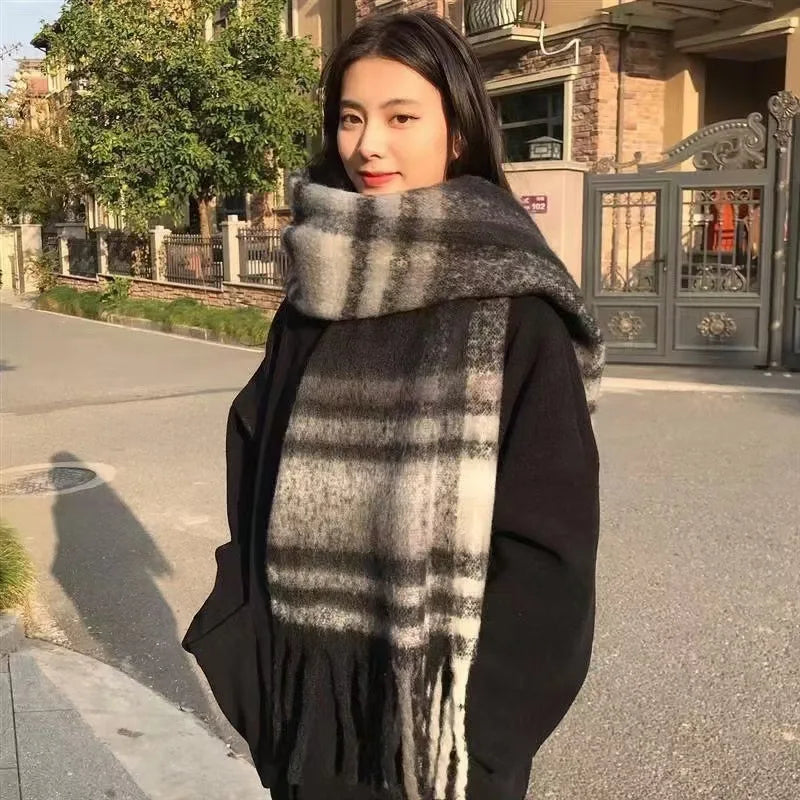 2025 Hot  Luxury Winter Thick Warm Scarf Women Cashmere Shawl and Wraps Pashmina Neckerchief Bufanda Female Long Tessel Echarpe