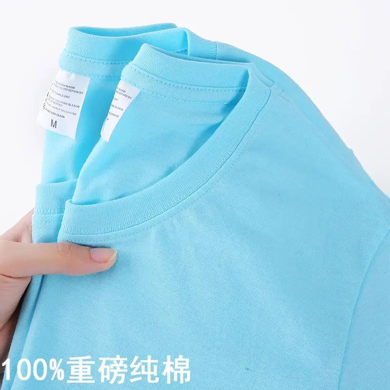 Stylish O-neck T-shirt made from 100% cotton, ideal for casual summer looks.