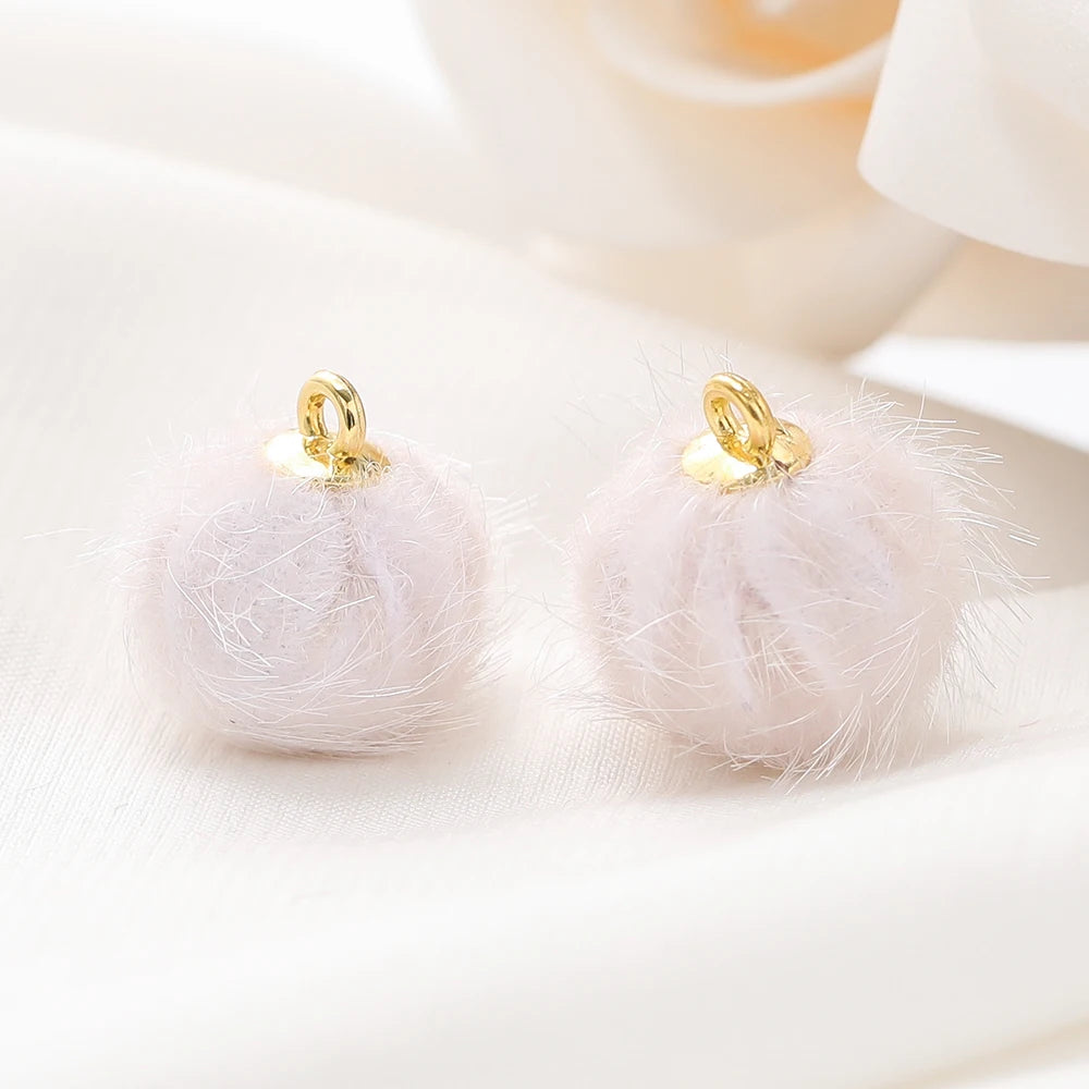 10pcs Plush Fur Covered Ball Beads Charms Pompom Beads Pendant for DIY Necklace Earring Bracelet Pendant Jewelry Making Supplies