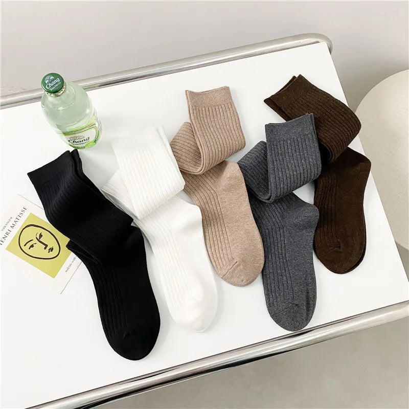 New Women's Stockings Spring Trends Casual Preppy Style Knee High Socks Female High Quality Solid Color Long Socks Comfy