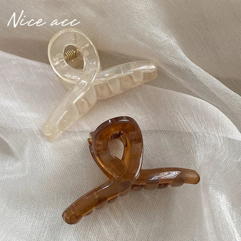 4pcs mini cute claw clip small girl hair claw semi transparent bangs side clip small shark clip women's hair accessory
