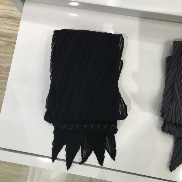 Miyake Pleated Women Scarf Shawl Fabric Korean Fashion Thin Sunscreen Scarf Foulard Femme Luxe Marque Hijabs for Woman