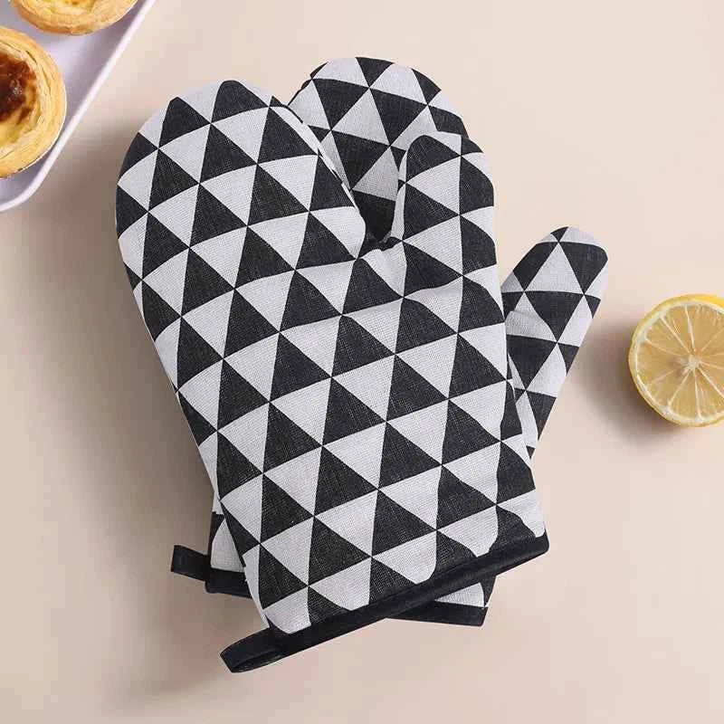 2pcs Heat-insulating Gloves, Anti-scald Microwave Gloves, High Temperature Resistant Kitchen Baking Oven Gloves