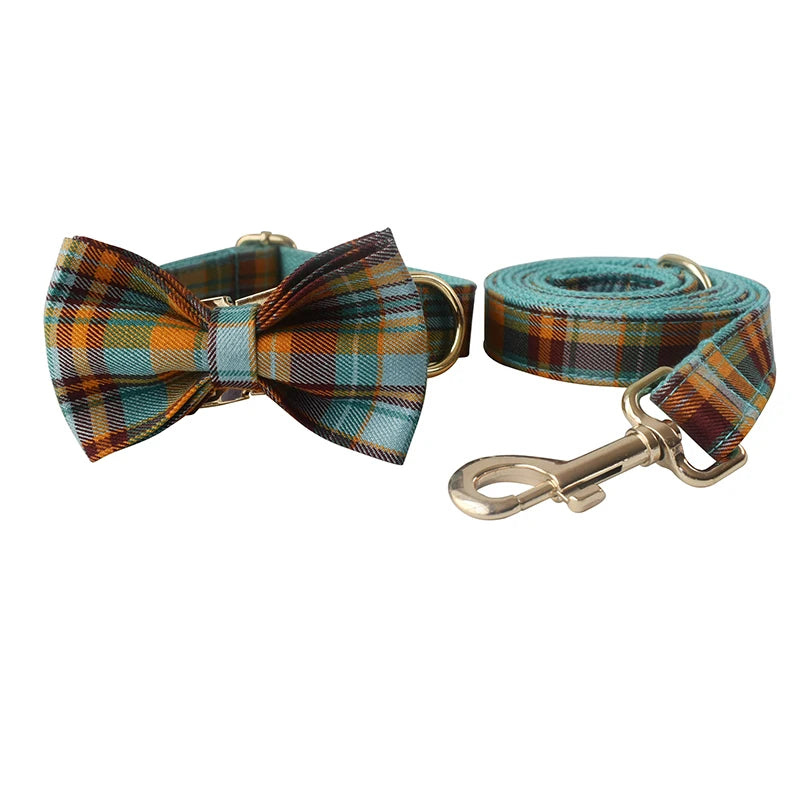Christmas Grid Dog Collar & Leash Set with Free ID Tag for All Dogs