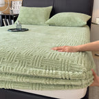 Winter Embossed Plush Fitted Sheet Soft Warm Coral Velvet Mattress Protector Cover Queen Size Deep Pocket Elastic Bed Sheet Set