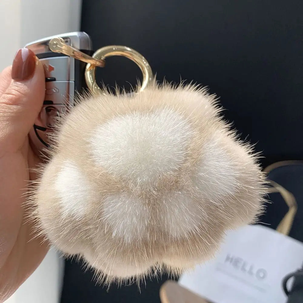 Cat Paw Pendant Keychain Couple Keychain Fluffy Faux Fur Keychain Charm Cute Soft Plush Toy Key Ring Backpack Car Key Pendant