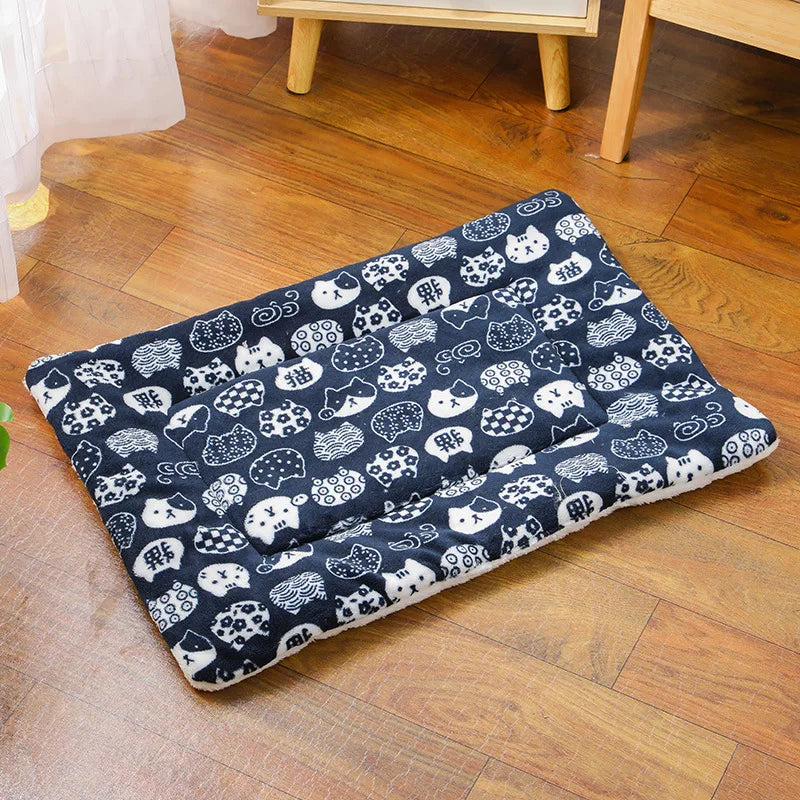 Thicken Flannel Cat Mat – Soft Winter Sleeping Cushion for Cats & Small Dogs