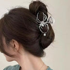 Women's Y2K Sweet Personalized Hair Clip Rhinestone Imitation Pearl Alloy Metal Skull Spider Claw Design for Daily Use