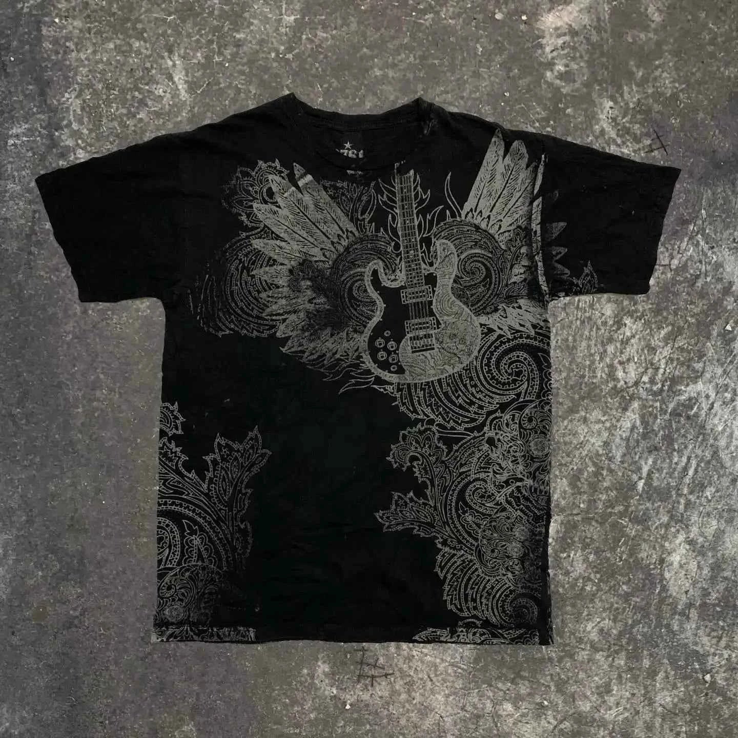 Southpole Y2K Vintage Cotton Graphic Tee Distressed Oversized Unisex T-Shirt with Gothic Print Streetwear Retro Soft Shirt Man