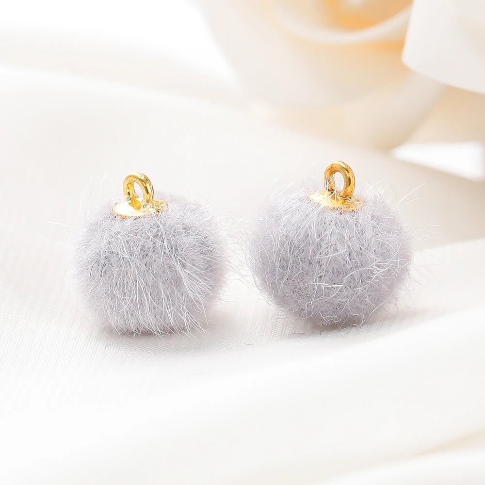 10pcs Plush Fur Covered Ball Beads Charms Pompom Beads Pendant for DIY Necklace Earring Bracelet Pendant Jewelry Making Supplies