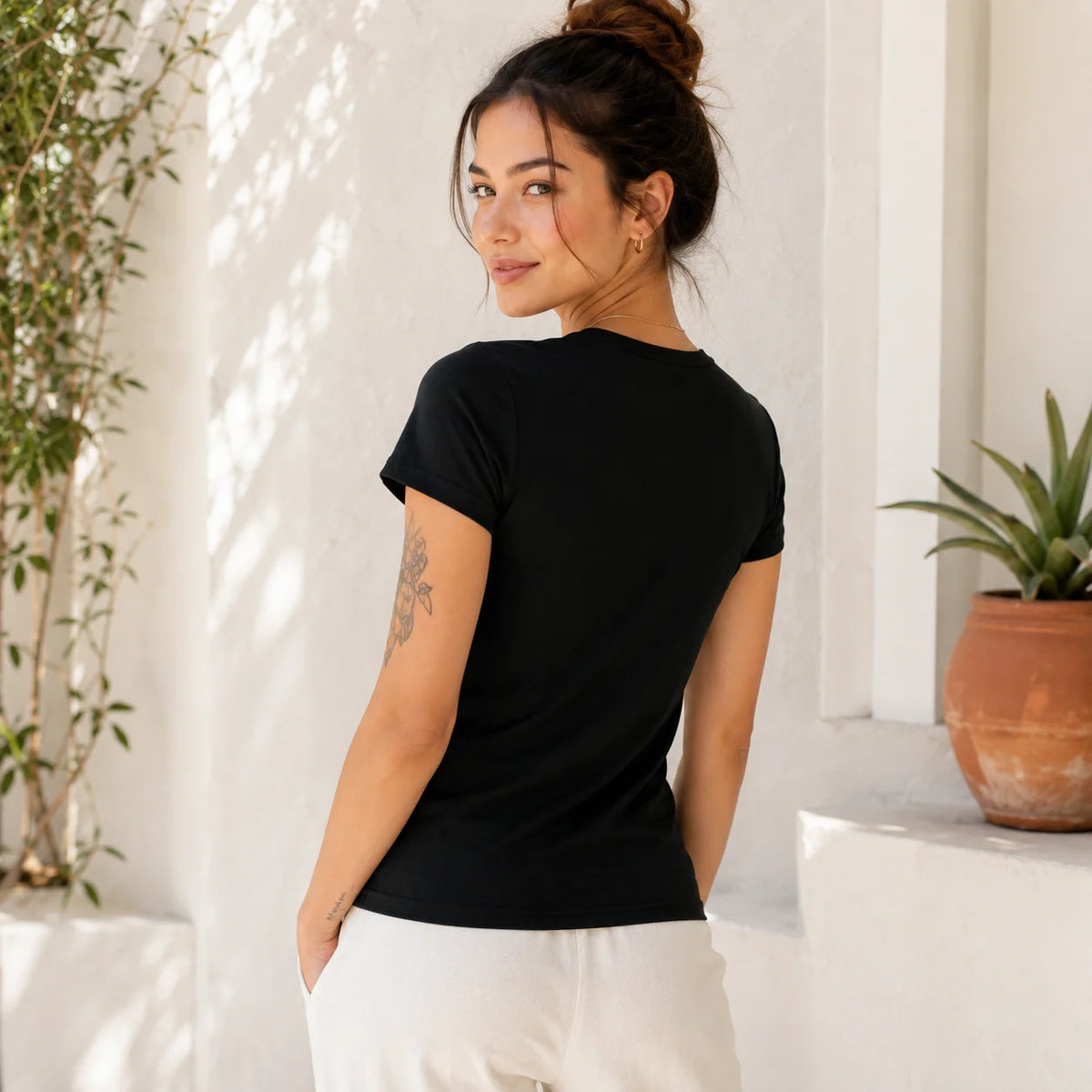 Women Black Graphic T Shirt Letter Print Crew Neck Short Sleeve Slim Fit Y2K Streetwear Summer 2026 Hot New Casual Tee Blouse