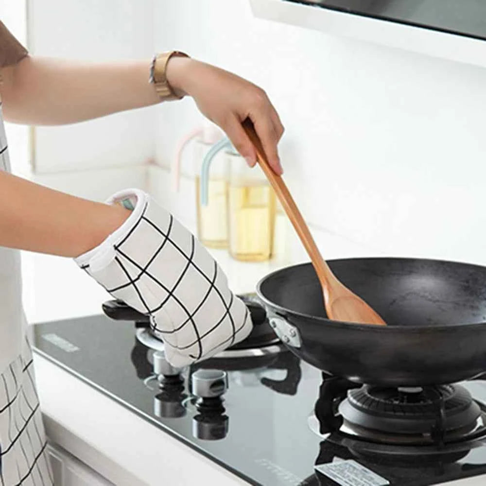 1pcs Kitchen Baking Gloves Microwave Oven Gloves High Temperature Resistant And Insulated Gloves Oven Gloves Heat-Resistant Glo