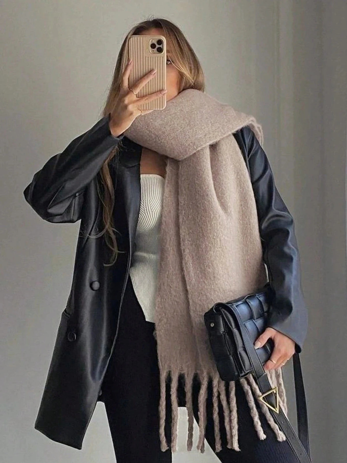 Winter Scarf Women Luxury Autumn Winter Cashmere Scarf Thickened Warm Shawl Classic Tassels Fluffy Scarf Solid Color Soft Shawl