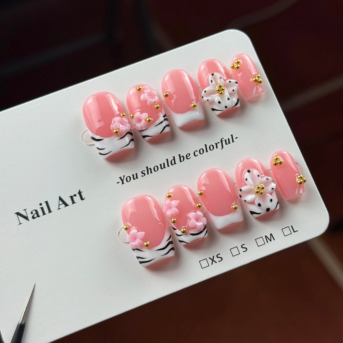 10pcs high-end Pink girlish style, hand-painted three-dimensional carvings, decorated with small gold beads handmade French Tip