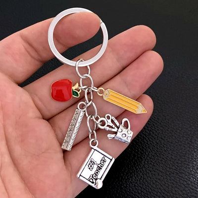 New Teacher's Day gift key chain best teacher gift hollow car key chain pendant jewelry for men and women.