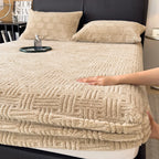 Winter Embossed Plush Fitted Sheet Soft Warm Coral Velvet Mattress Protector Cover Queen Size Deep Pocket Elastic Bed Sheet Set