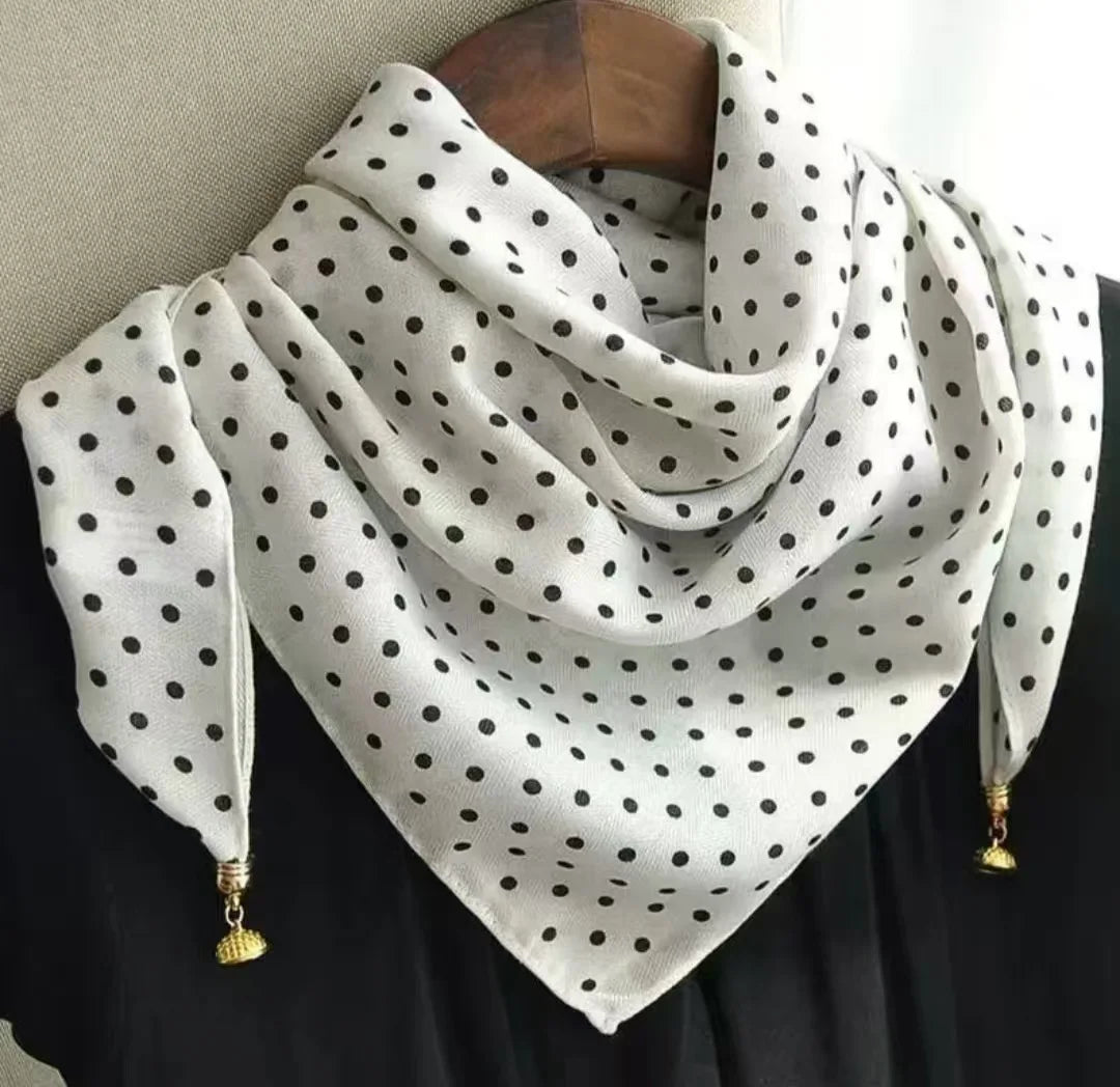 Luxury Magnetic Buckle Silk Scarf Women Print Square Scarf For Autumn Winter Warmth And Cold Resistance Fashionabl Scarves