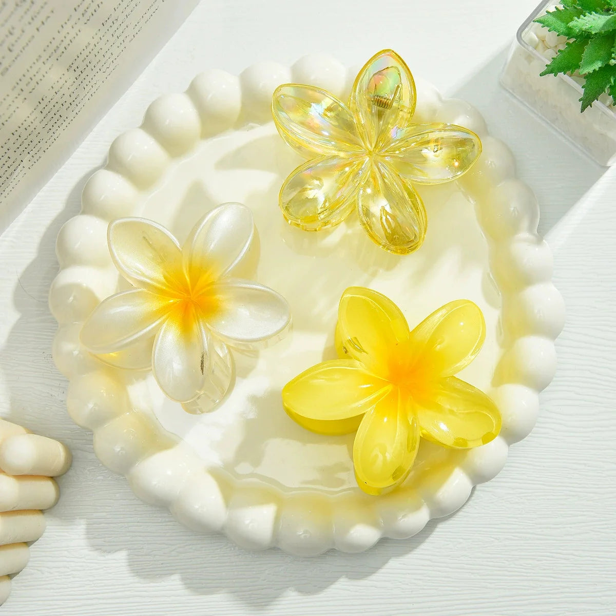 3Pcs/18Pcs Egg Flower Hair Clips Gradient Candy Color Flowers Suitable for Daily Backcombed Ponytail Shark Clip Hair Accessories