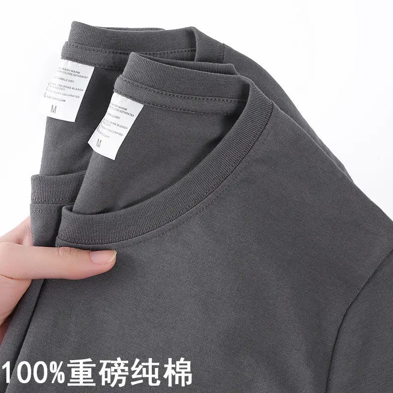 Unisex casual T-shirt with an O-neck and relaxed fit, perfect for warm weather.