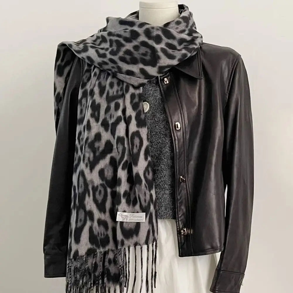 Korean Leopard Tassels Shawl Imitation Cashmere Thickened Foulard Pashmina Hijabs Windproof Lady Scarves Wraps for Women Man