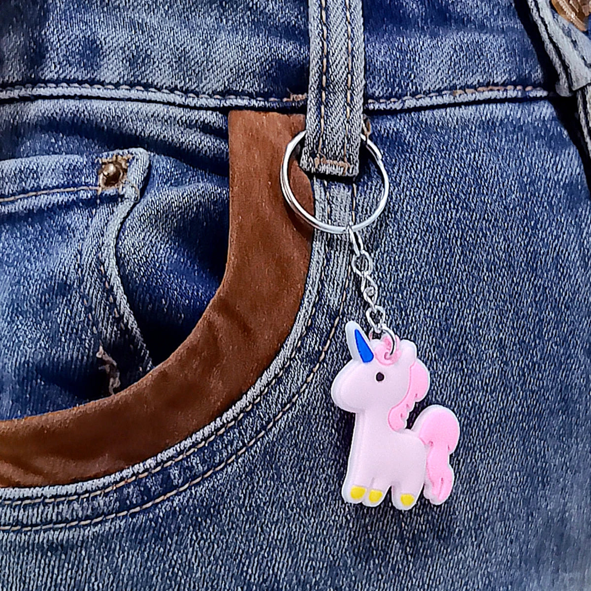 40Pcs (Mix) Random style Cartoon keychain Ornament Wallet Bag Pendant keyring Classroom prizes ，Holiday Party Gifts