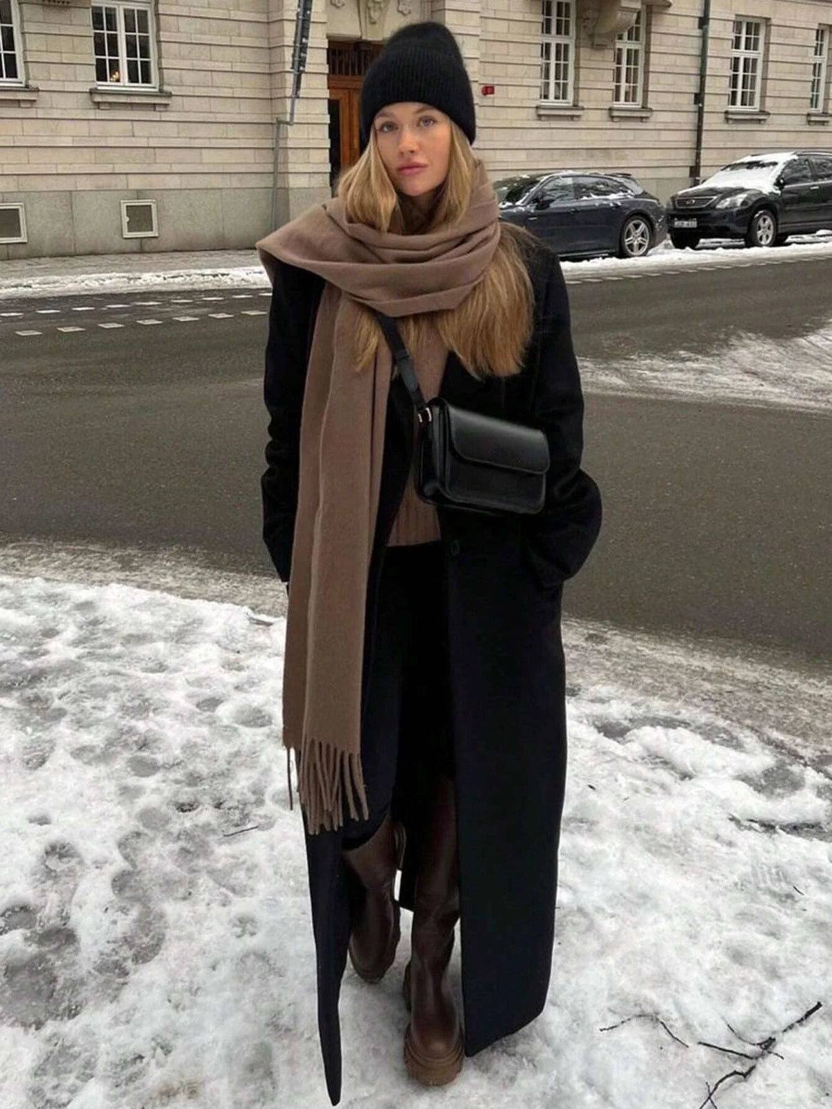 Winter Scarf Women Luxury Autumn Winter Cashmere Scarf Thickened Warm Shawl Classic Tassels Fluffy Scarf Solid Color Soft Shawl
