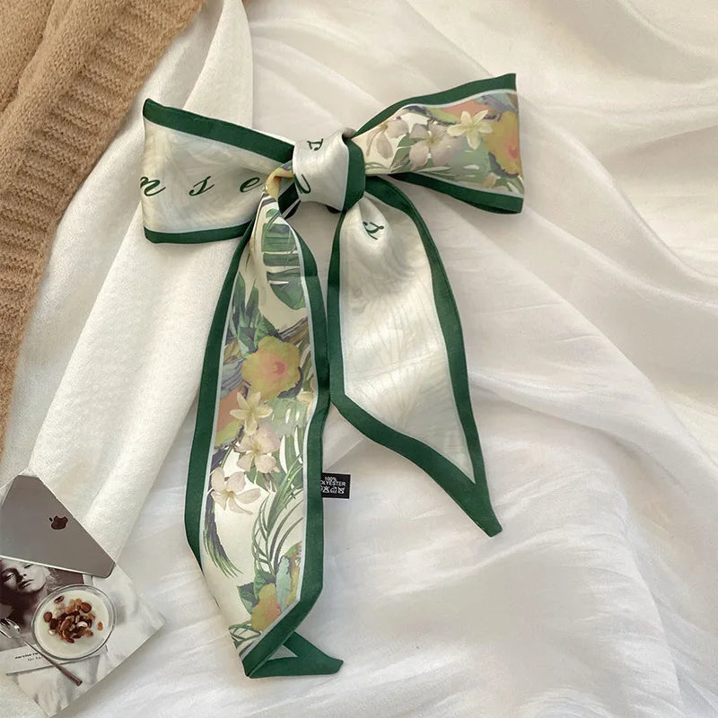 Cashew flower silk scarf double-sided printed for Women, Lightweight Versatile Bandana Style, Daily Office Party Vacation Boho