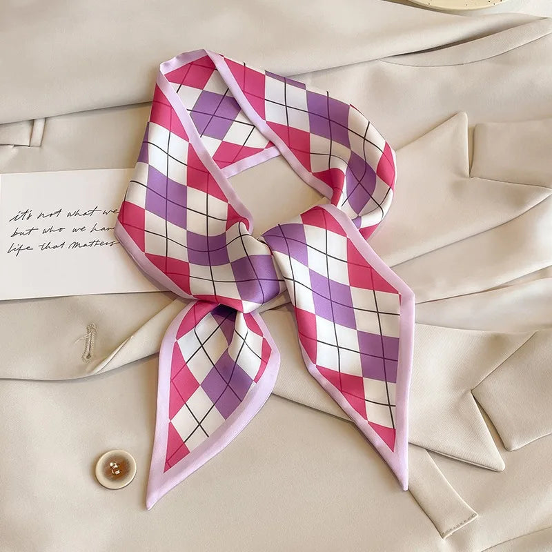 Cashew flower silk scarf double-sided printed for Women, Lightweight Versatile Bandana Style, Daily Office Party Vacation Boho