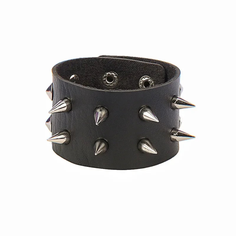 90s Heart Gothic Spike Bracelet Adjustable Punk Rock Bracelet Black Studded Faux Leather Bracelet for Men Women Gift