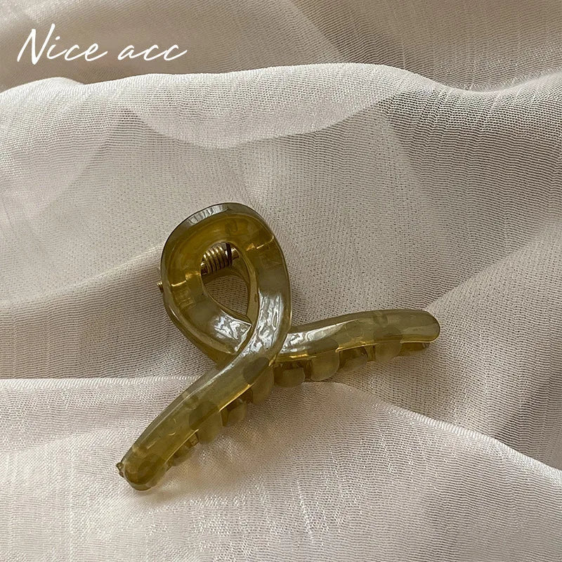 4pcs mini cute claw clip small girl hair claw semi transparent bangs side clip small shark clip women's hair accessory