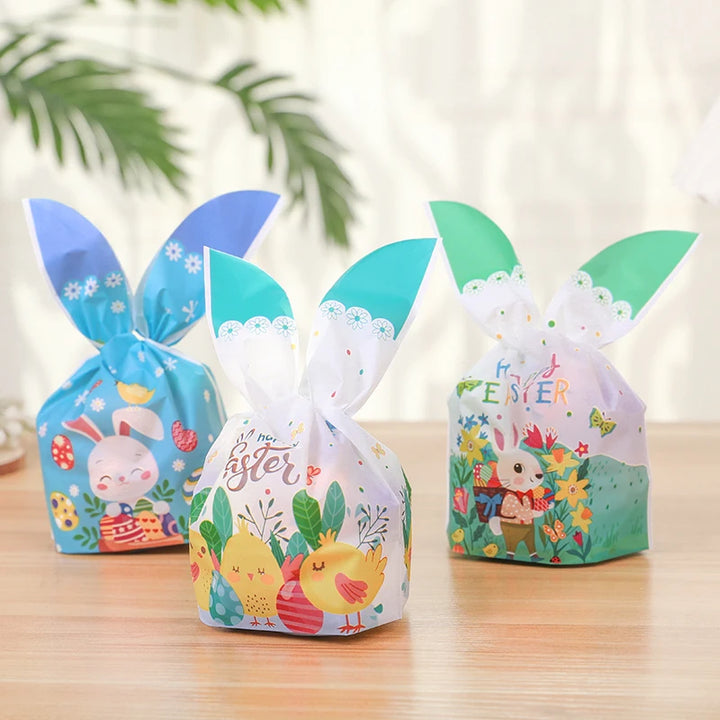 Small gift bags with Easter eggs and rabbit design