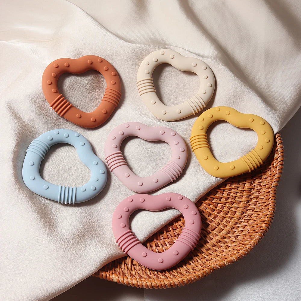 2024 new star silicone teether Food Grade heart baby Teething toy