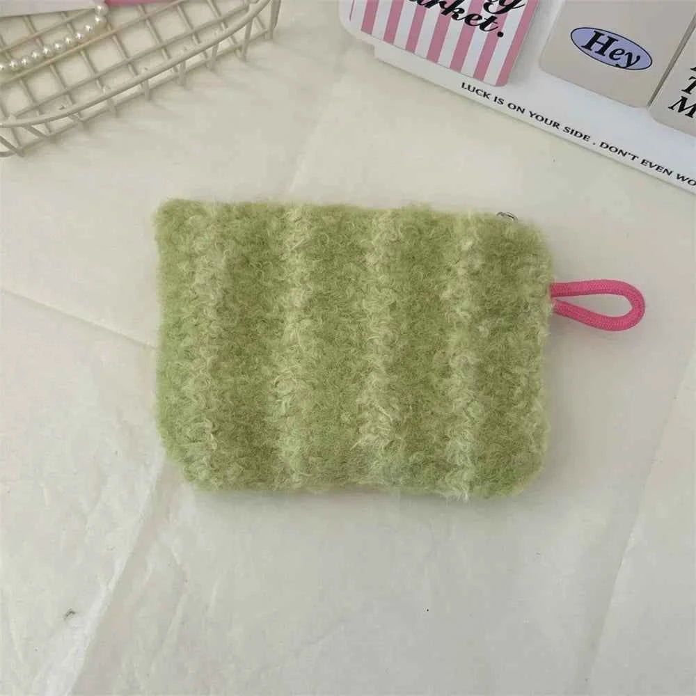 Heart Printed Cute Small Lipstick Cosmetic Bag Travel Makeup Organizer Toiletry Storage Bag Pouch Card Holder Purse Bags