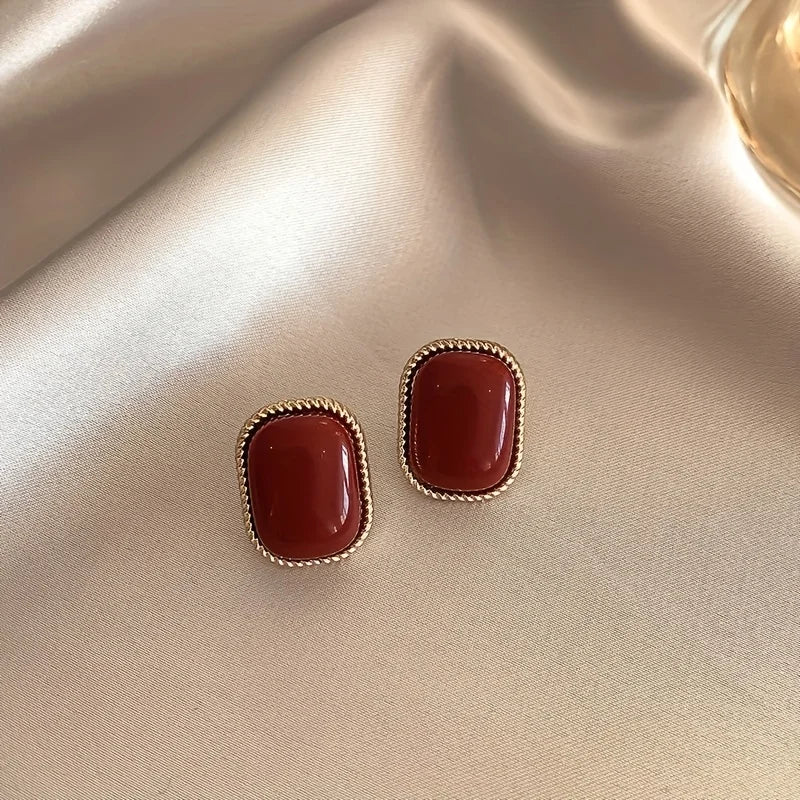 Five pairs of retro Hong Kong style Wine Red  Stud Earrings Femal temperament high-end love pearl earrings Geometric jewelry set