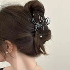 Women's Y2K Sweet Personalized Hair Clip Rhinestone Imitation Pearl Alloy Metal Skull Spider Claw Design for Daily Use