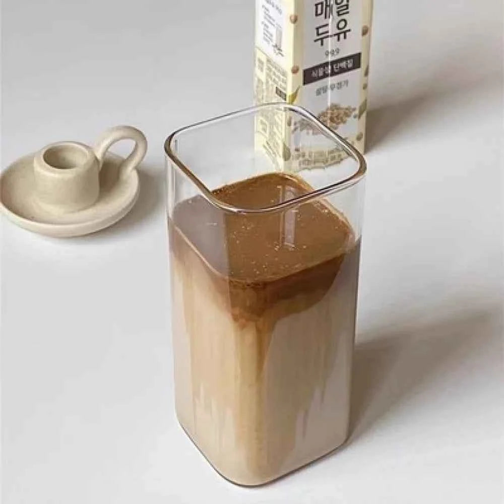 Square Heat Resistant Coffee Glass Cup With Lid and Straw 1pc Heat Resistant Glass Cup For Milk Tea Juice Iced Coffee & Smoothie