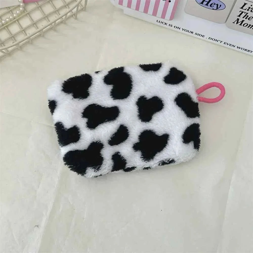 Heart Printed Cute Small Lipstick Cosmetic Bag Travel Makeup Organizer Toiletry Storage Bag Pouch Card Holder Purse Bags