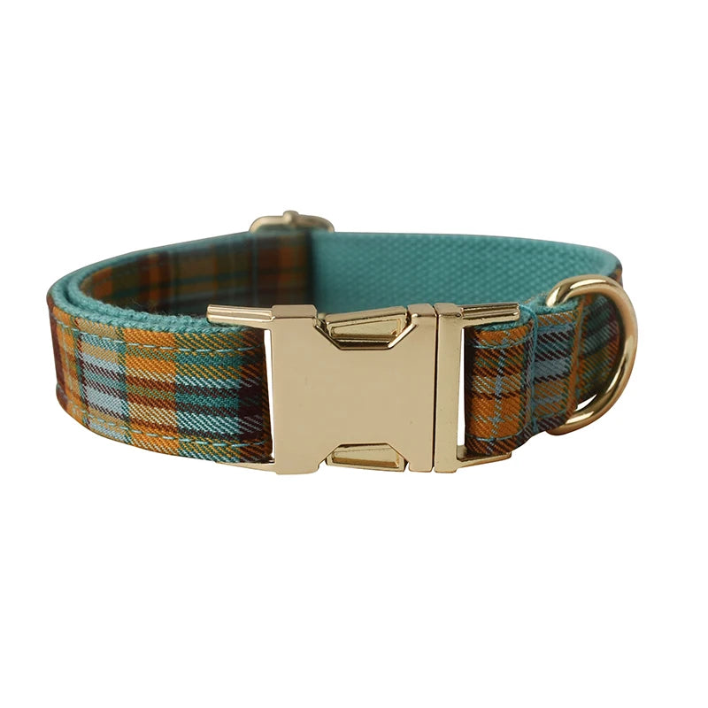 Christmas Grid Dog Collar & Leash Set with Free ID Tag for All Dogs