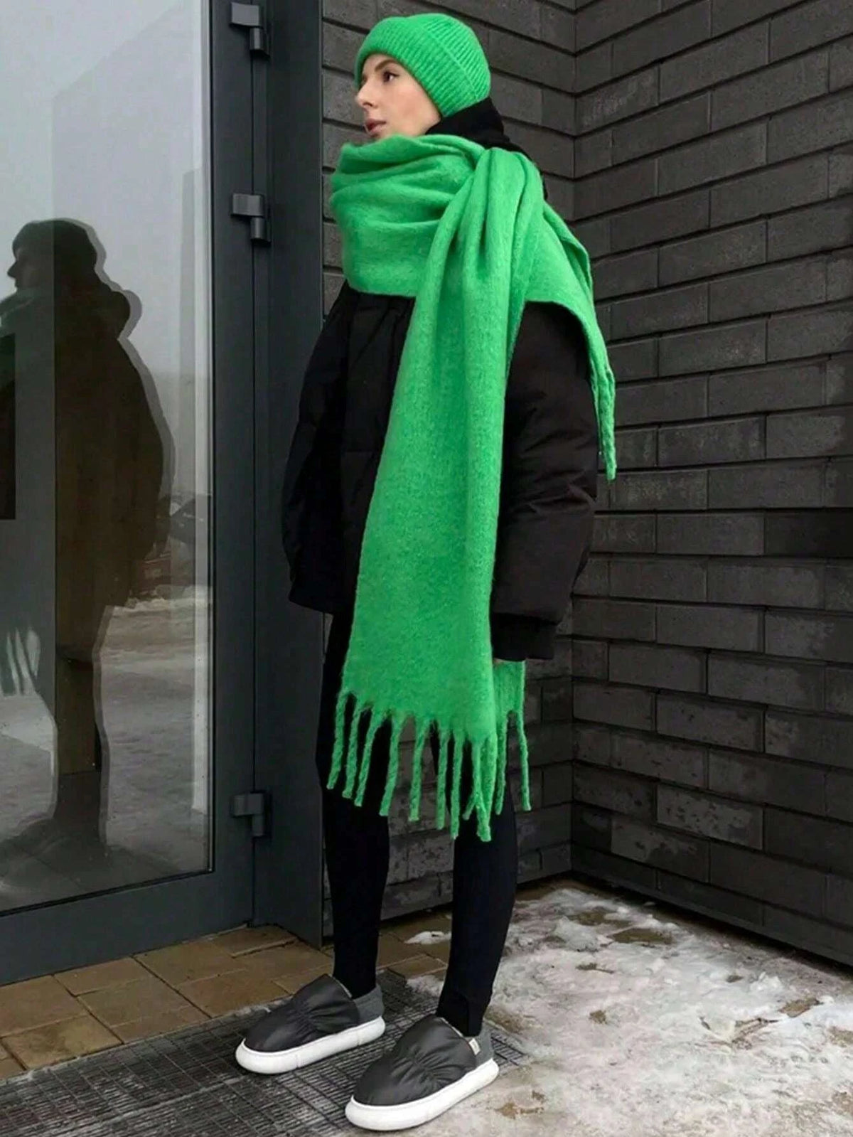 Winter Scarf Women Luxury Autumn Winter Cashmere Scarf Thickened Warm Shawl Classic Tassels Fluffy Scarf Solid Color Soft Shawl