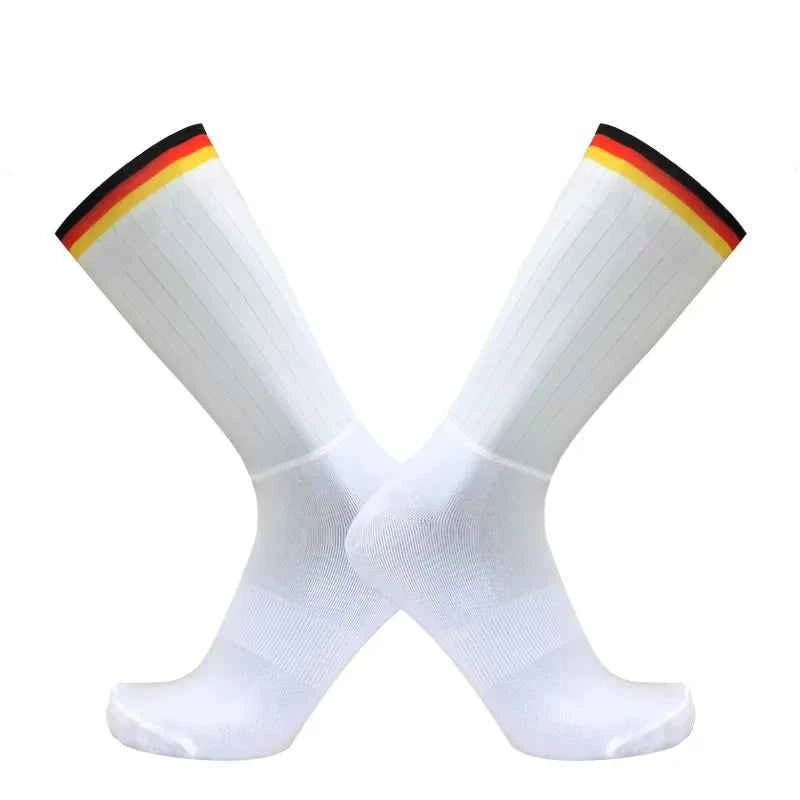 Aero Cycling Summer Anti Socks Whiteline Slip Silicone Socks Men Bicycle Sport Running Bike Socks Calcetines Ciclismo