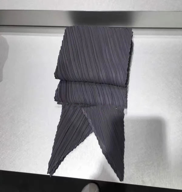 Miyake Pleated Women Scarf Shawl Fabric Korean Fashion Thin Sunscreen Scarf Foulard Femme Luxe Marque Hijabs for Woman